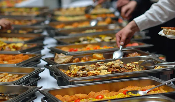 Featured Image of What Food Can You Find at Goraguntepalya Restaurants?
